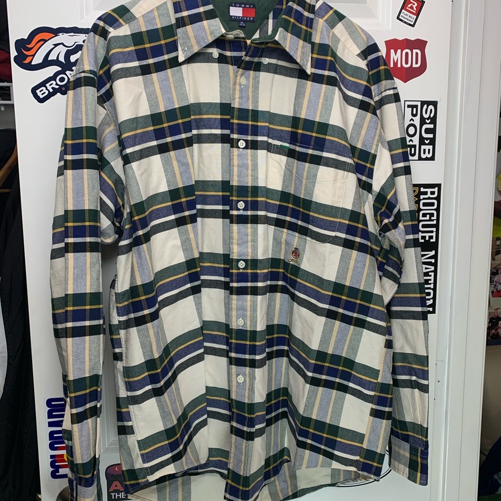Tommy Hilfiger plaid dress shirt